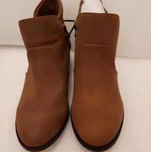 American Rag Womens Abby Brown Stacked Booties Shoes 6.5 M